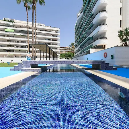 Uhc Montecarlo Niza Apartments Appartement Salou