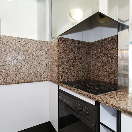 Uhc Montecarlo Niza Apartments Salou